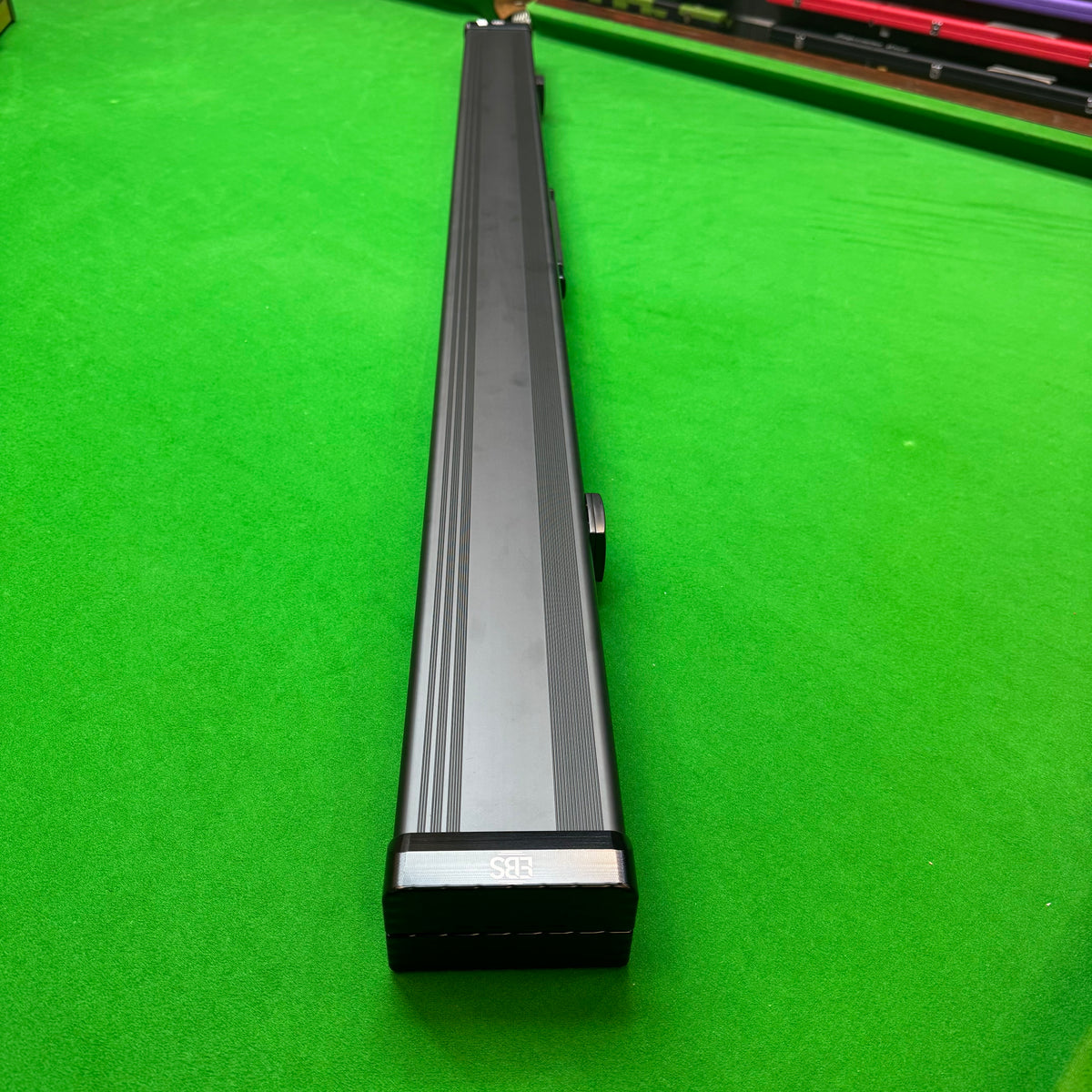EBS Titan Black XL
