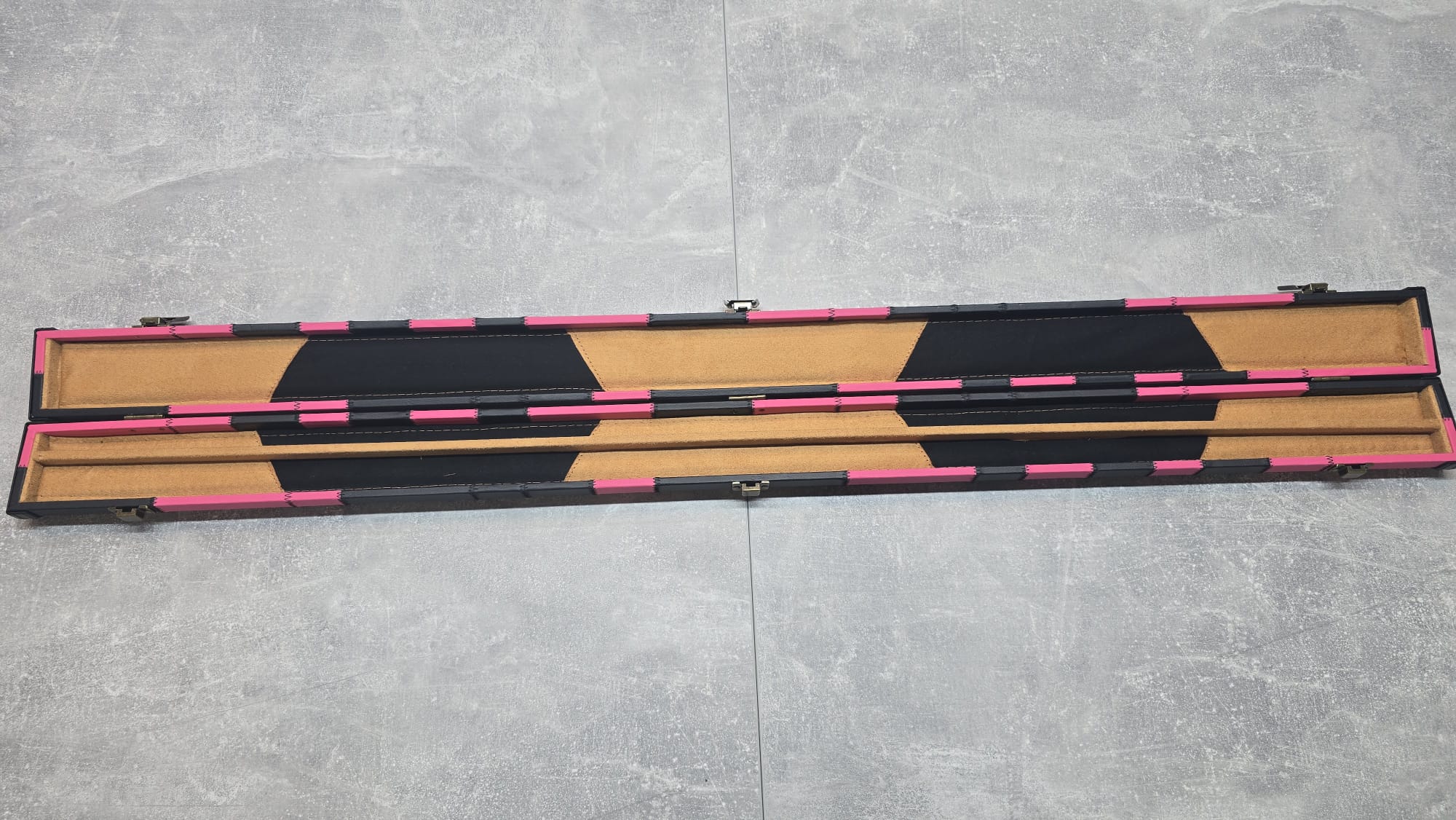 EBS Optimum 3/4 Black/Pink Patch