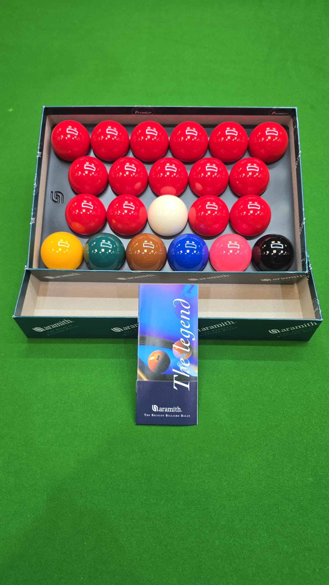 Aramith Premier Snooker