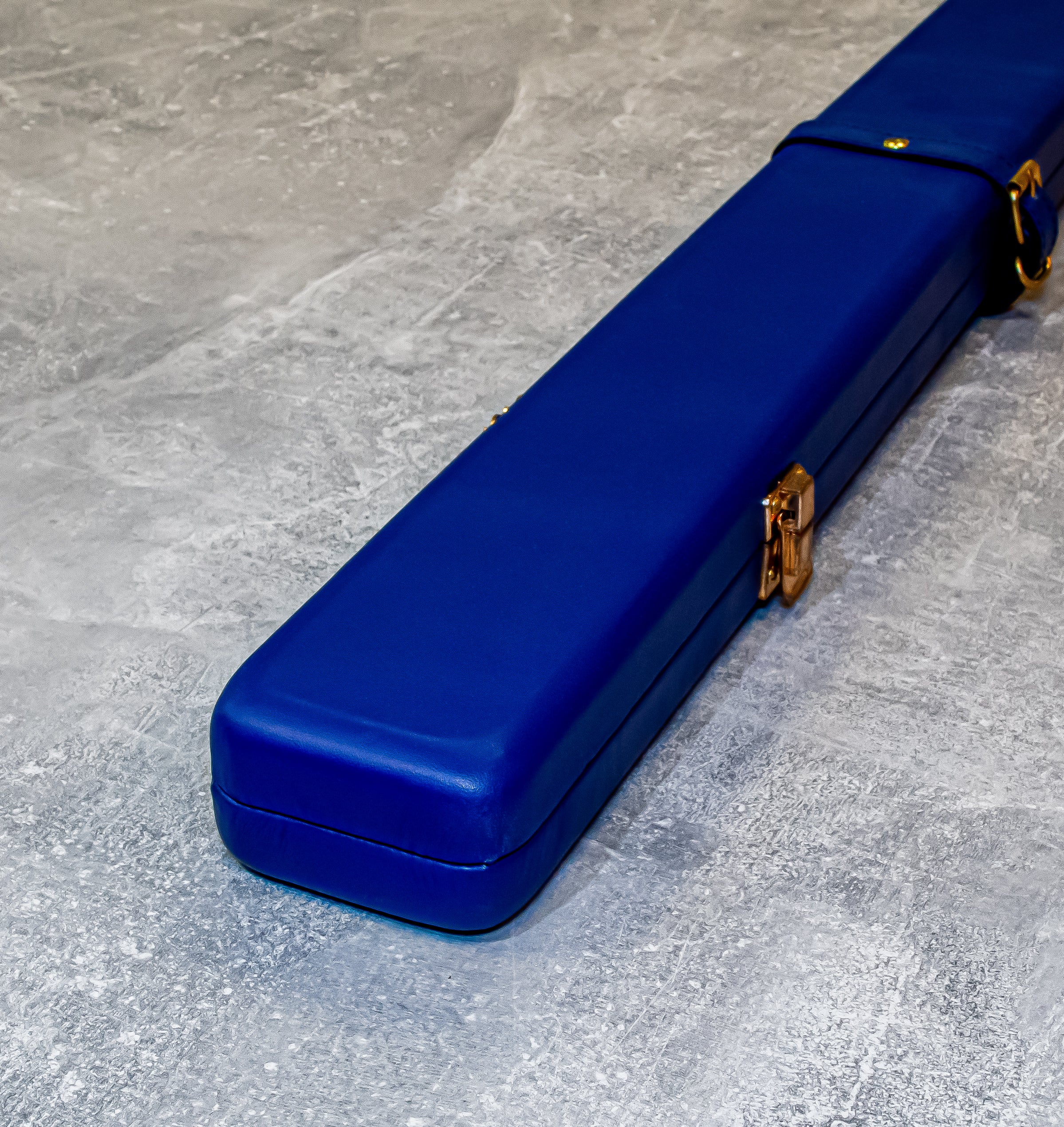 Tom Classic Plain Blue